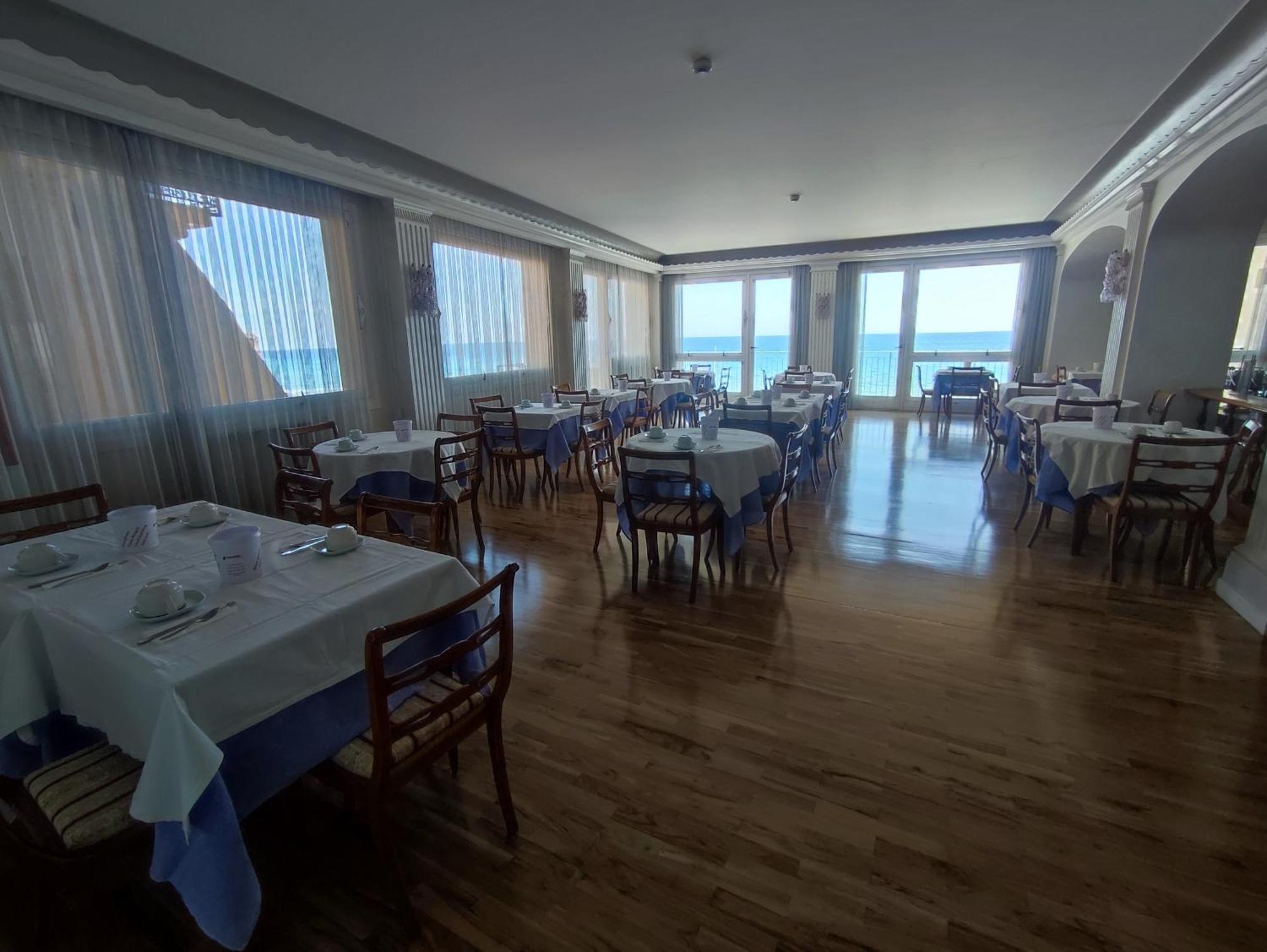 Hotel Tirreno Alassio Zewnętrze zdjęcie