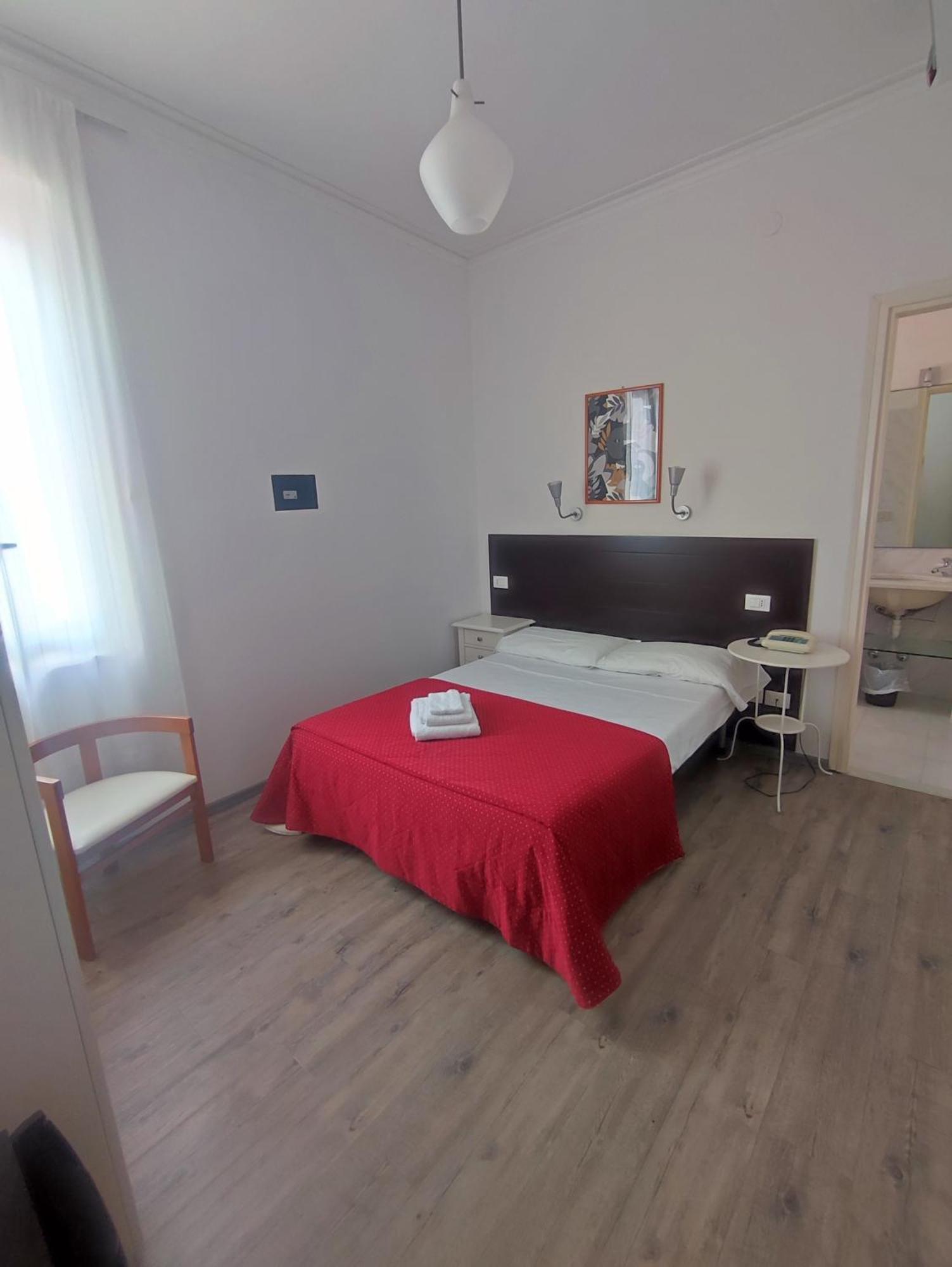 Hotel Tirreno Alassio Zewnętrze zdjęcie